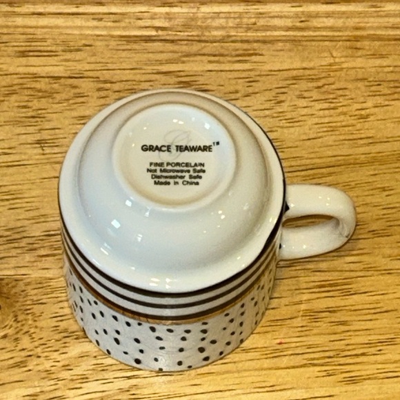 Set of 4 Porcelain Stacking Espresso Cups With  Rack Made By Grace Teaware. - Picture 7 of 8